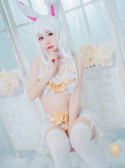 玩弄高耸白嫩的乳峰a片_1080在线手机播放